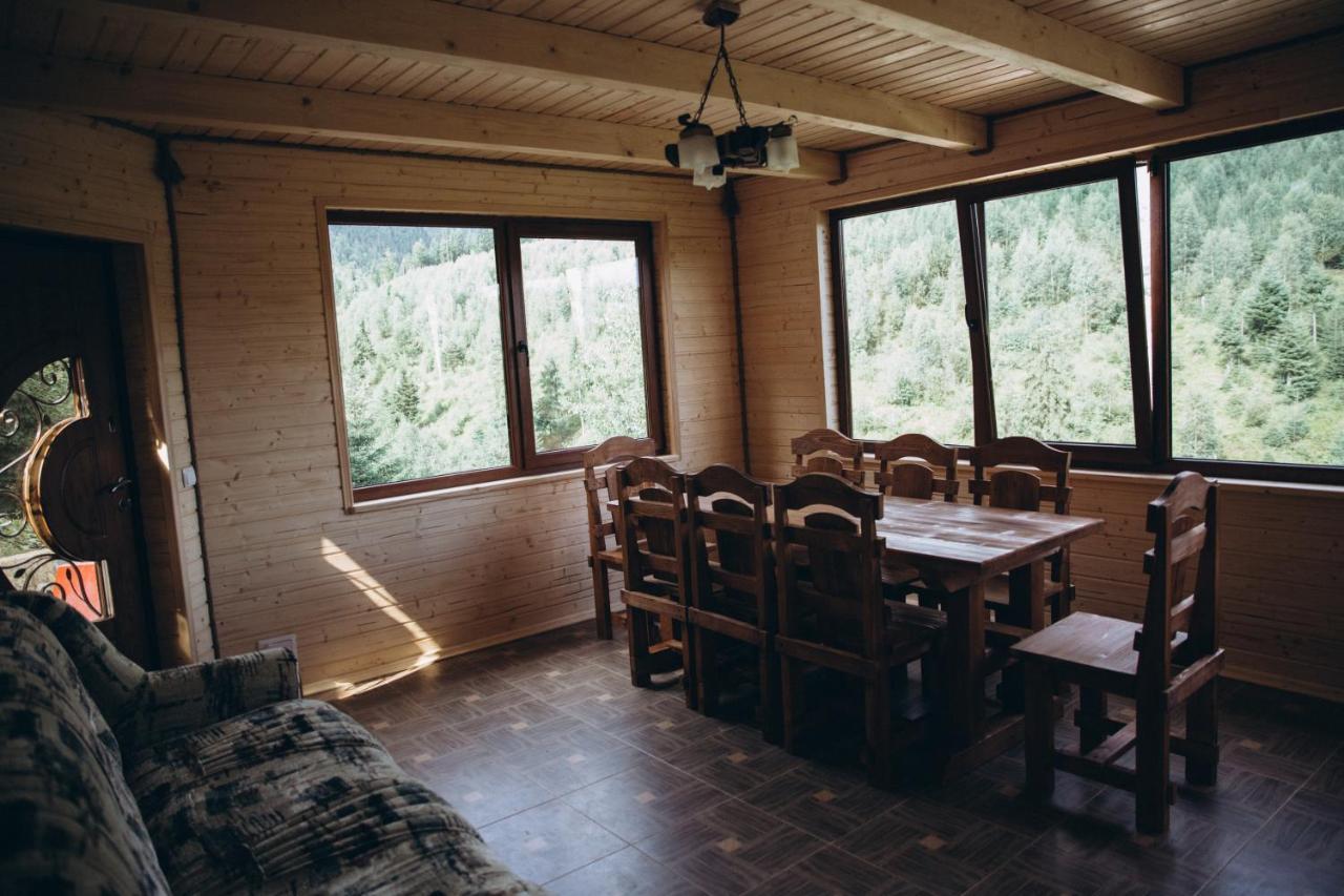 Konopka Guest House Bukovel Exterior photo
